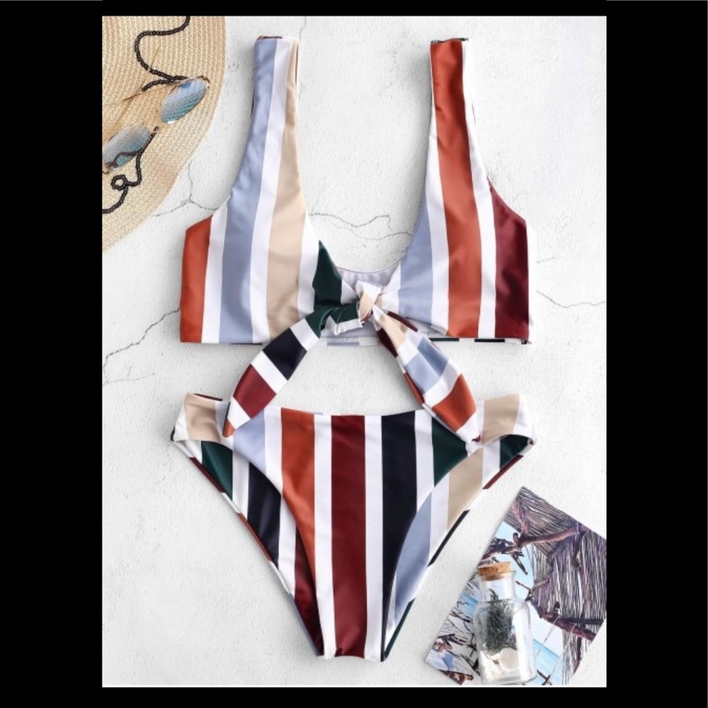 NWT size medium bikini